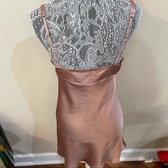 victoria’s Secret womens pink satin cami night gown satin size s - Picture 4 of 5